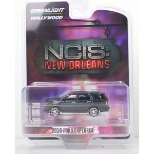 GreenLight NCIS New Orleans 2015 Ford Explorer 1:64 Grey NEW Hollywood Series 43